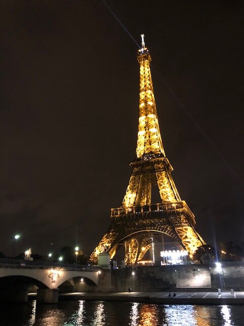 Torre Eiffel de noite