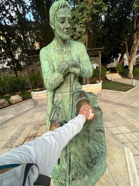 Estátua da Basílica da Anunciação em Nazaré