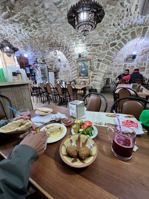 Restaurante em Belém, Palestina.