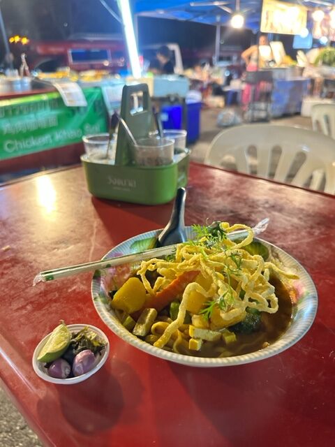 Khao Soi, prato típico tailandês