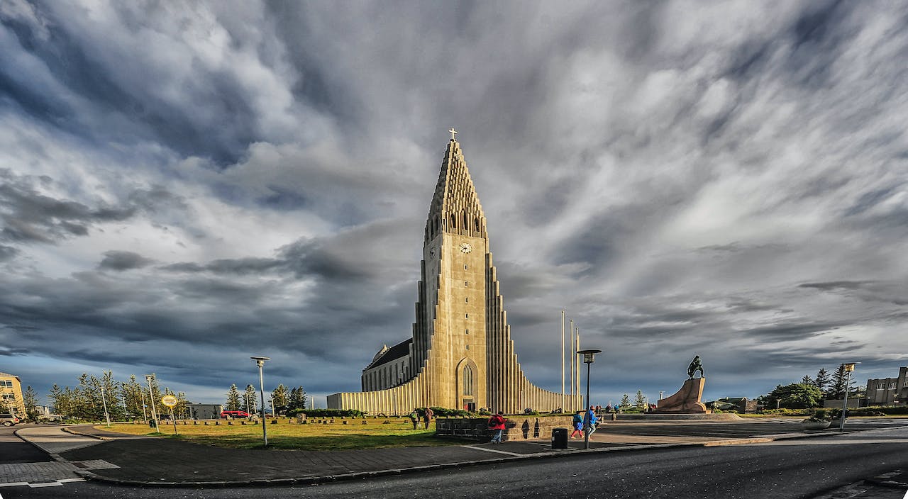 Igreja Hallgrímskirkja em Reykjavik, capital da Islândia