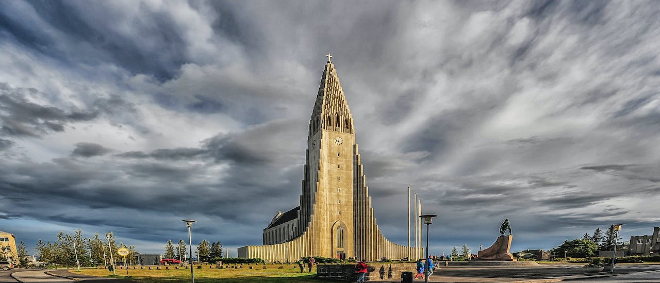 Igreja Hallgrímskirkja em Reykjavik, capital da Islândia